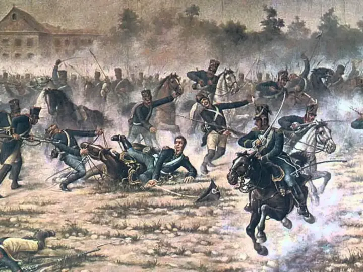 Un resumen de la guerra de la independencia española: batalla caótica con soldados a caballo y a pie, humo y acción intensa.